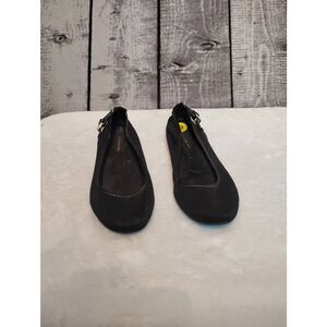 Bandolino ballet flats with buckle accent